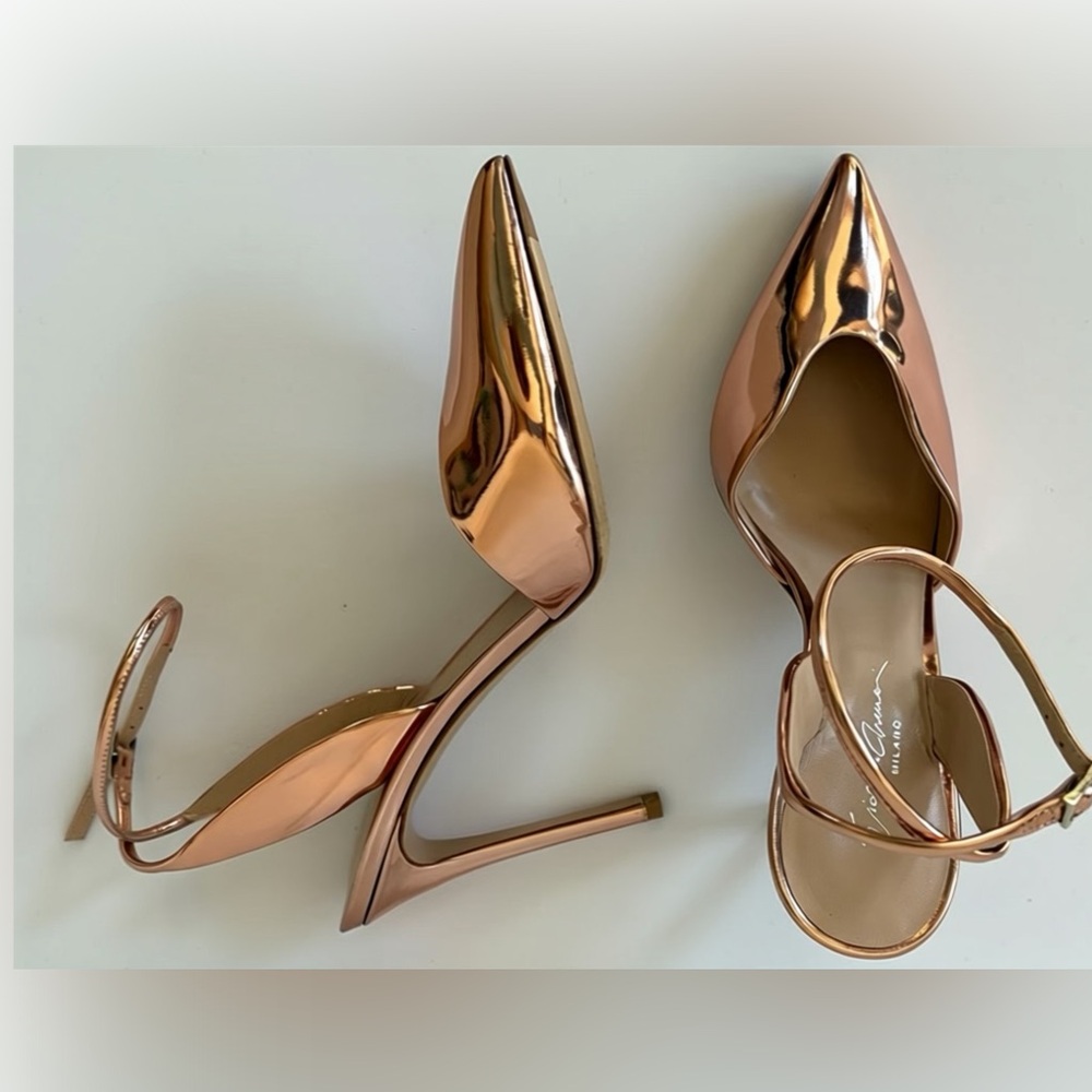 Giorgio Armani Metallic Rose Gold Stiletto Heels, ankle strap, worn once, 37 - Picture 14 of 16